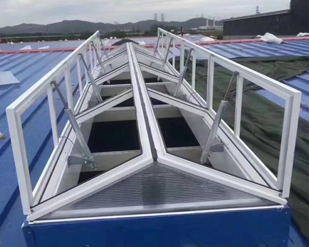 阿里地通風天窗